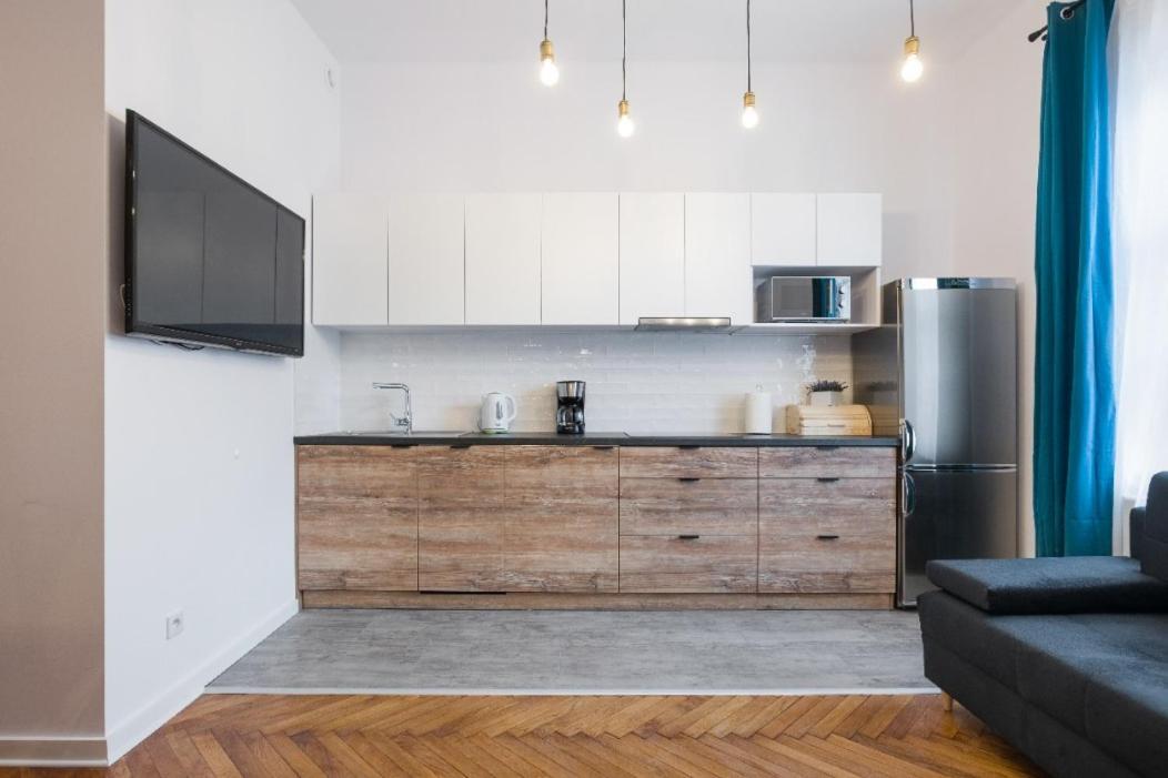 Fancy Apartments With Lift And A/C Cracovia Esterno foto